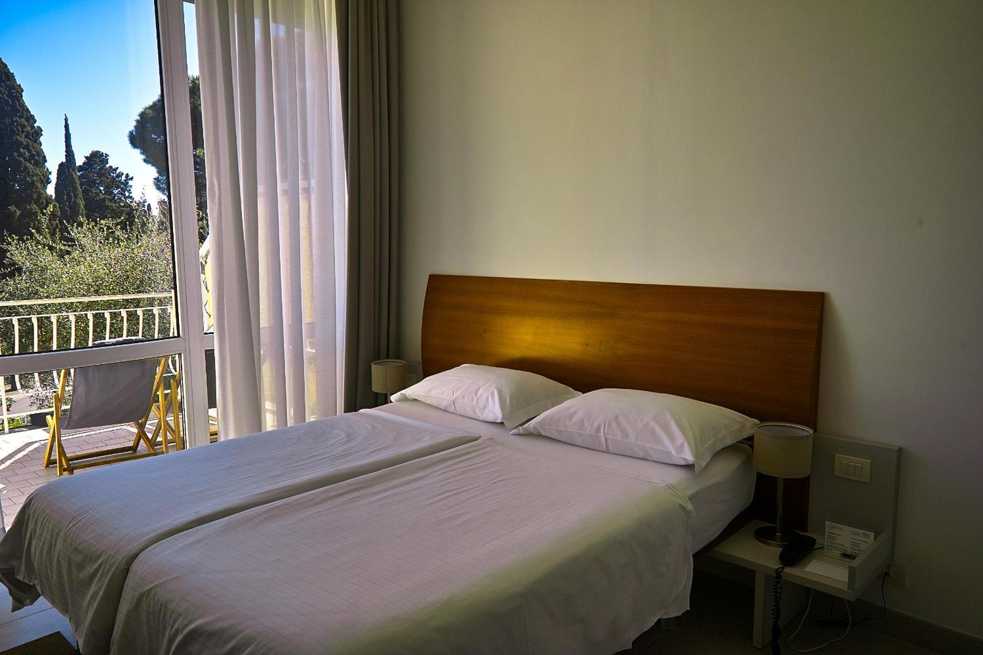 L'approdo Hotel 3*